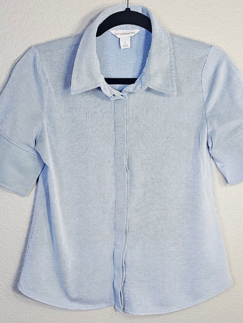 Liz Claiborne Blue & White Pinstripe Button Front Blouse Size Small